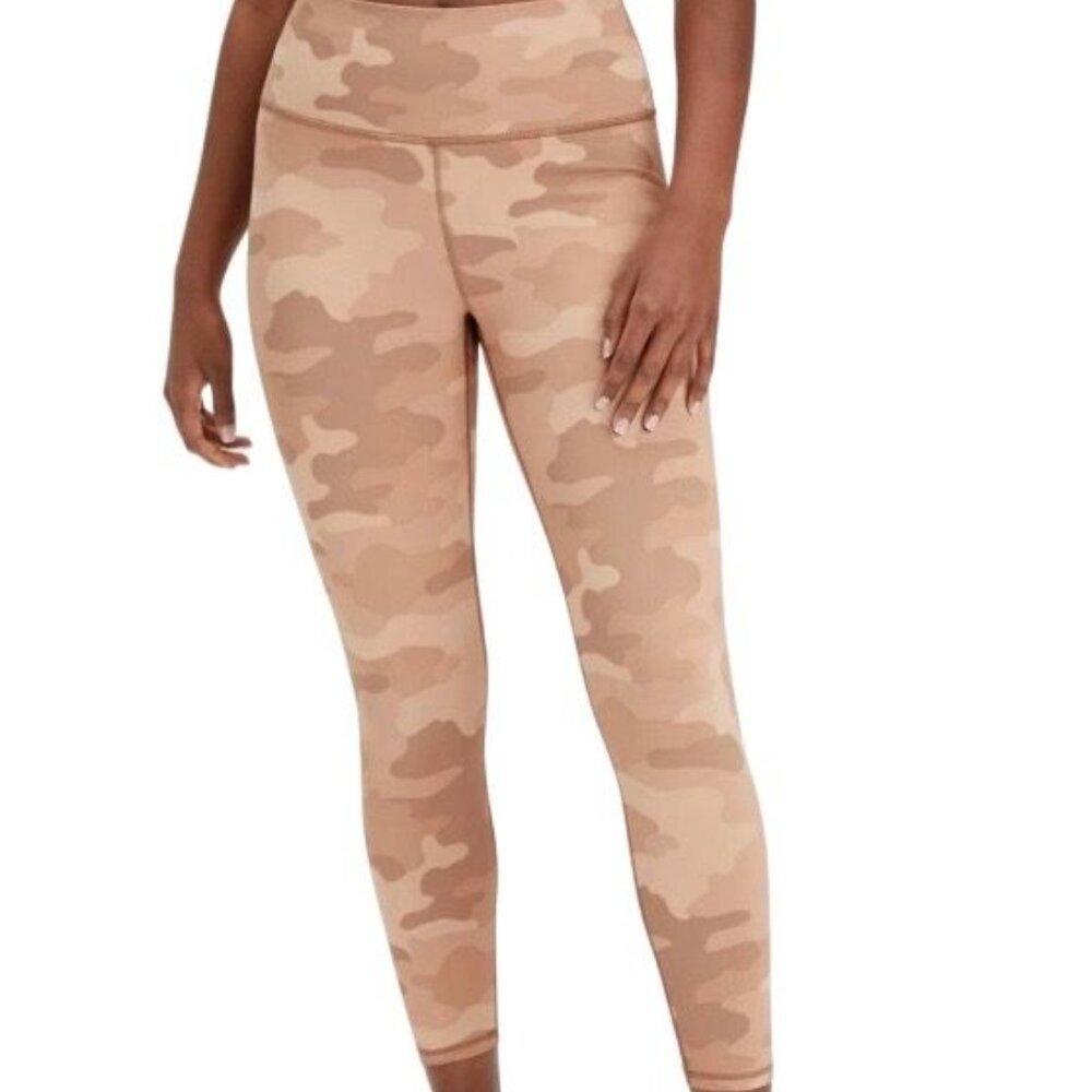 Fabletics Define High-Waisted 7/8 Leggings Medium  Camo